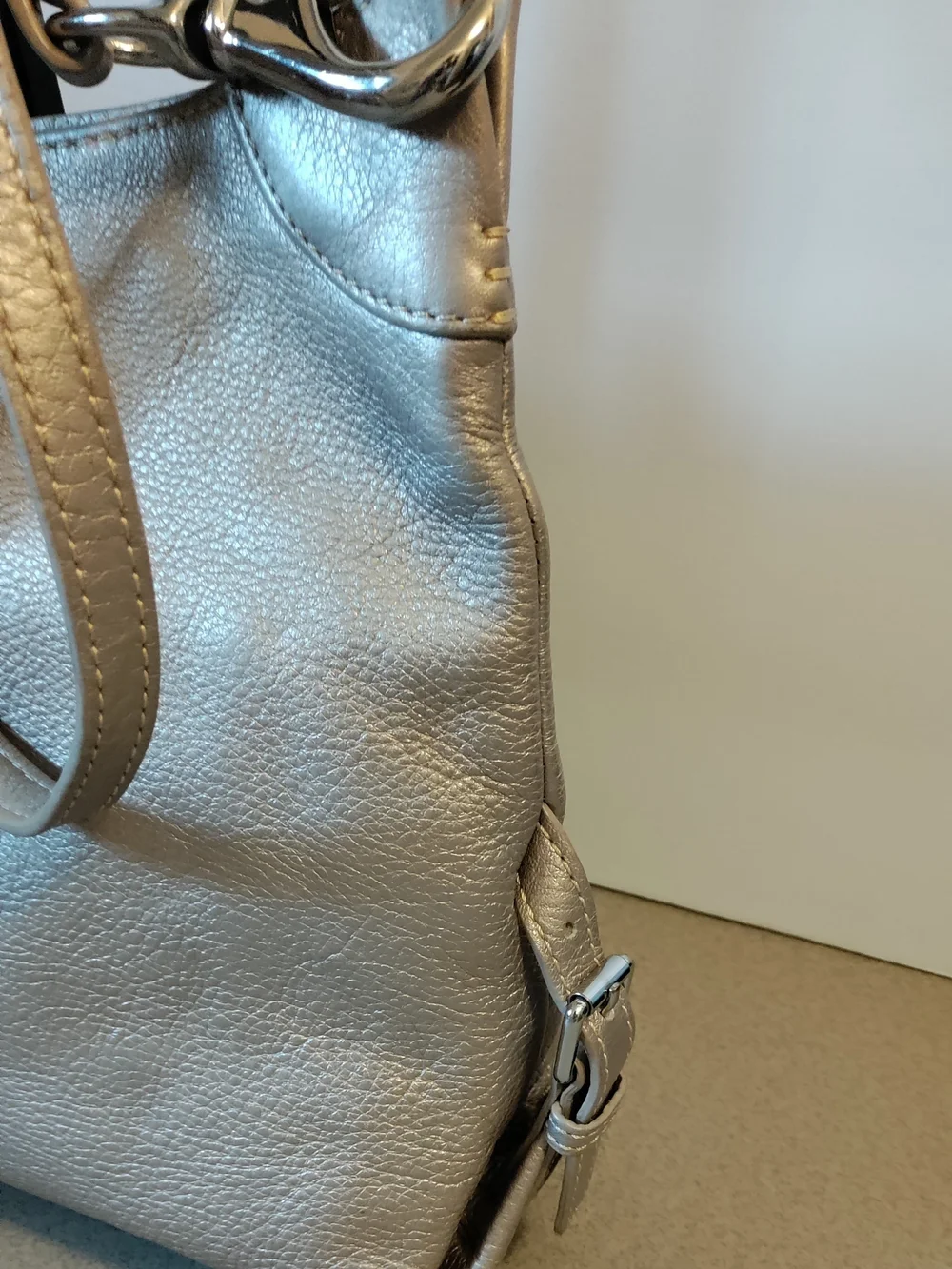 Dooney & Bourke brand dooney